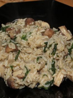 Una foto de Risotto de champiñones y espinacas
