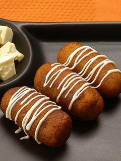 Una foto de Molotes de queso philadelphia