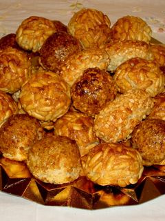 Una foto de Panellets con thermomix