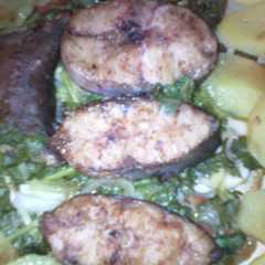 Una foto de Pescado al horno con verduras