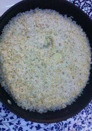 Una foto de Cómo hacer arroz blanco fácil