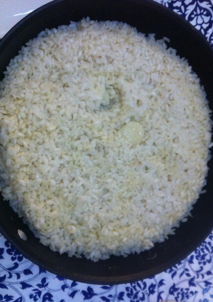 Una foto de Cómo hacer arroz blanco fácil