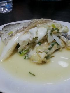 Una foto de Merluza en papillote al horno