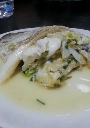 Una foto de Merluza en papillote al horno