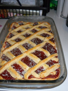 Una foto de Pasta frola de dulce de membrillo