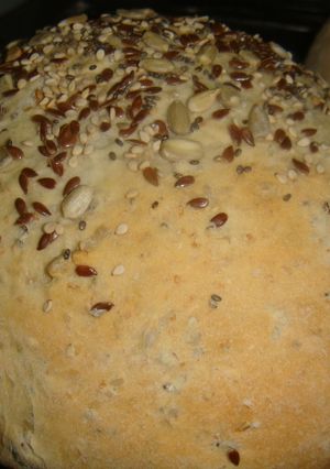 Una foto de Pan con 4 semillas