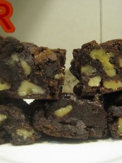 Una foto de Brownies de nueces,de coco o de cafe