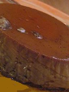 Una foto de Flan de chocolate