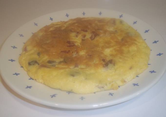 Foto principal de Tortilla de jamón serrano, setas y queso