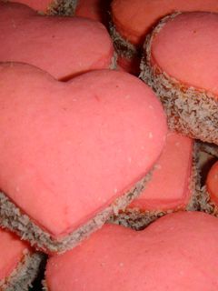 Una foto de Alfajores de maizena para San Valentín