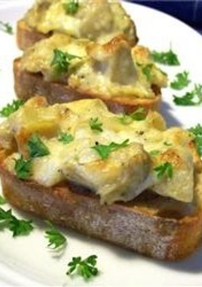 Una foto de Pintxos de alcachofa marinada a la menta horneados con mozzarella