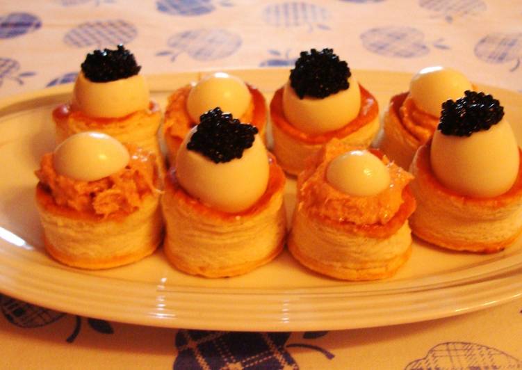 Mini vol au Vent de atún en salsa rosa