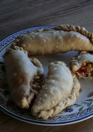 Una foto de Empanadas fritas racinguistas