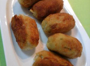 Una foto de Croquetas de cabrales con nueces 