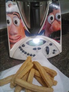 Una foto de Masa para hacer churros en thermomix 31