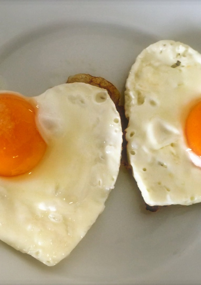 Una foto de Huevos a la plancha para San Valentín