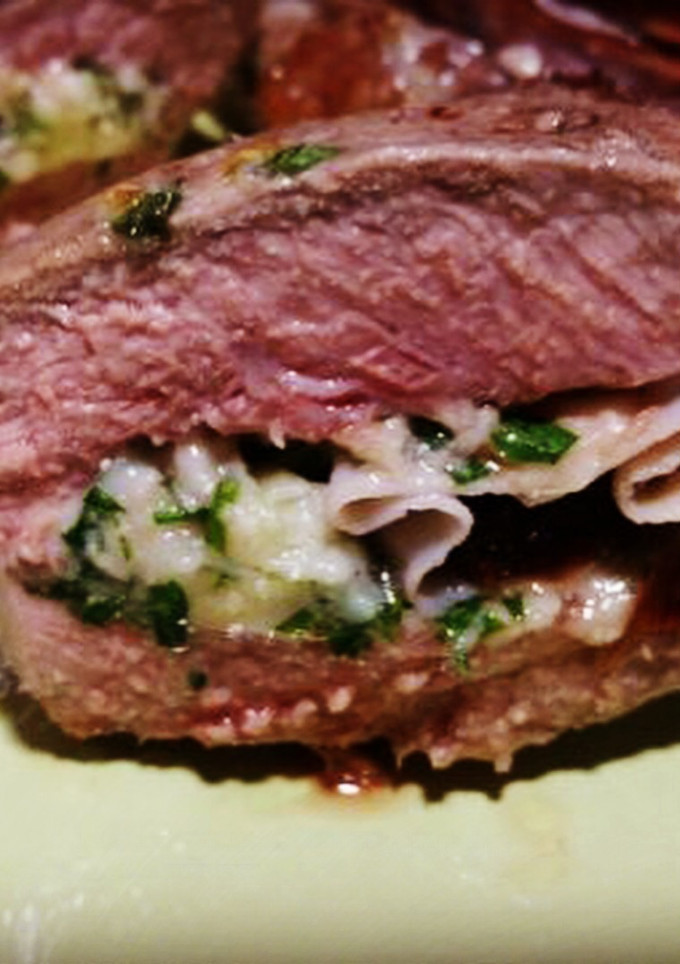Una foto de Bife de chorizo relleno