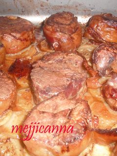 Una foto de Medallones en salsa de champiñones