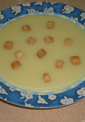 Una foto de Crema de patatas y cebollas