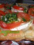 Hojaldre de queso de cabra y tomate