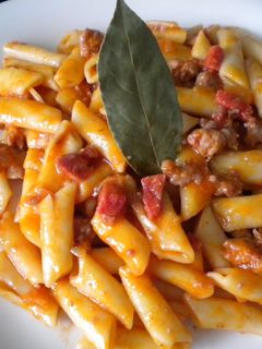 Una foto de Macarrones al diablo