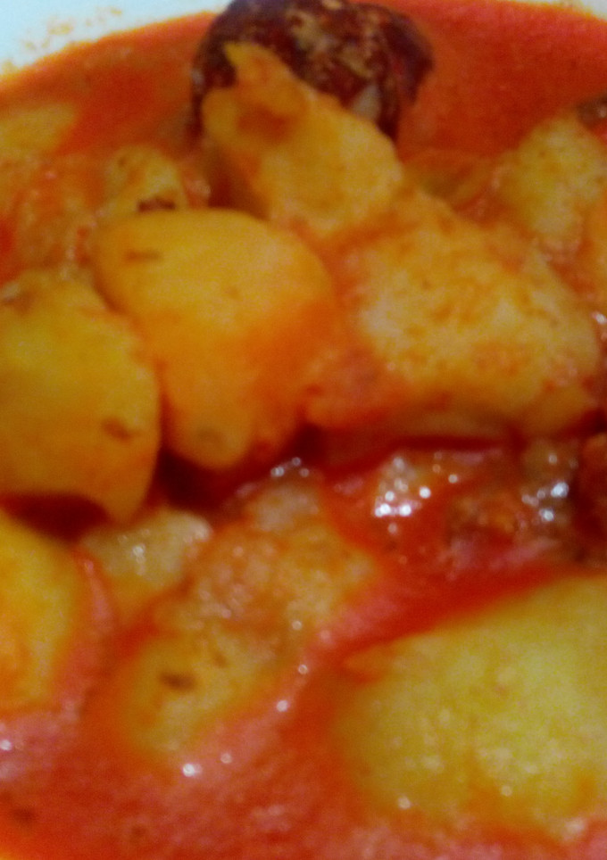 Una foto de Patatas cocidas a la riojana
