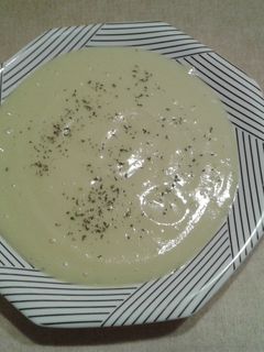 Una foto de Crema de calabacín con quesito