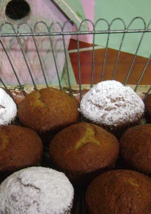 Una foto de Banana Cupcakes