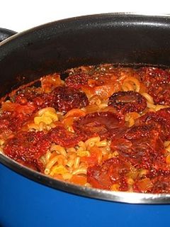 Una foto de Pasta ai pomodori secchi