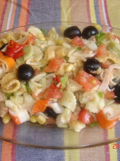 Una foto de Ensalada de pasta (Montse)