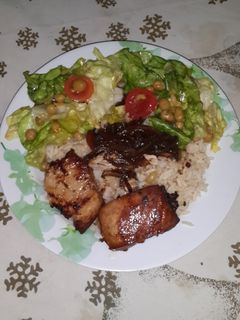 Una foto de Atún fríto encebollado a la portuguesa