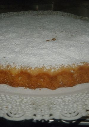 Una foto de Tarta de helado y frutas