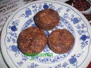 Una foto de leche con colacao y cereales