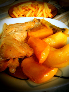 Una foto de Pollo con manzana al estilo tía Paqui