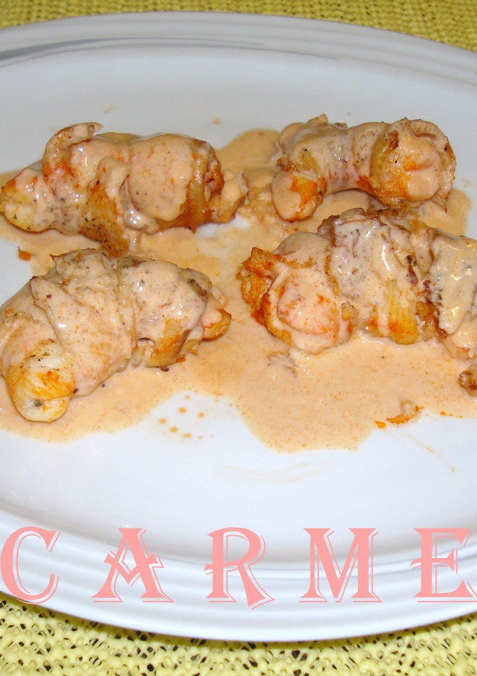 Una foto de Lenguado con langostinos y salsa de cava