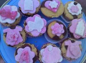 Foto principal de Ponquesitos decorados con fondant