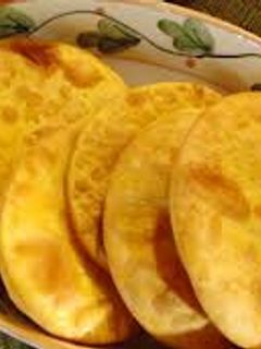 Una foto de Sopaipillas plato típico chileno