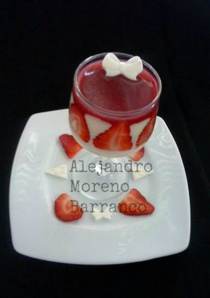 Una foto de Mousse de chocolate blanco