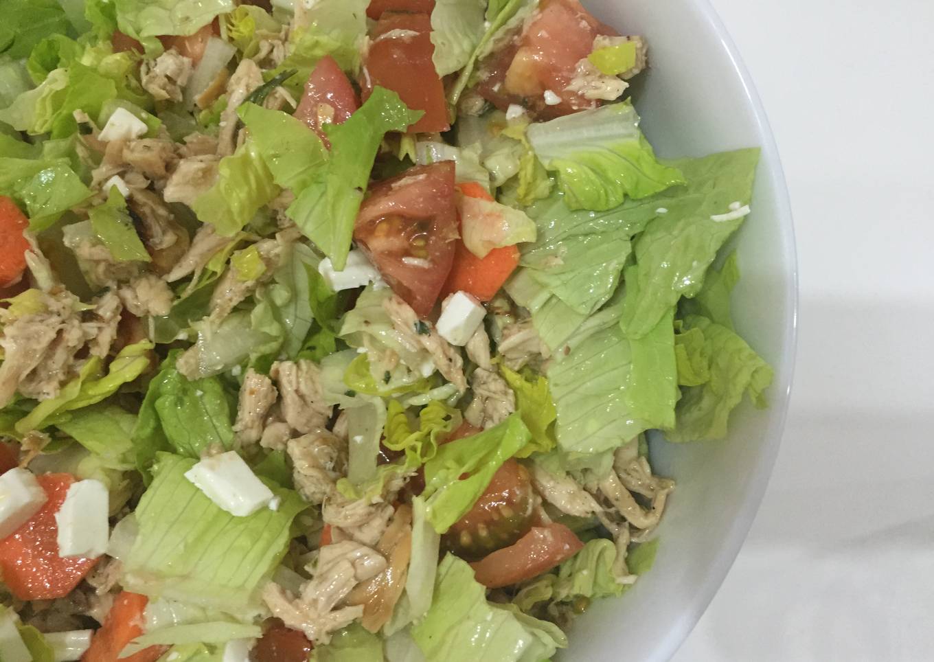 Ensalada con pollo asado