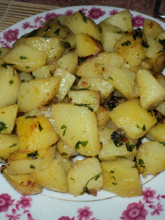 Una foto de Papas salteadas chilenas