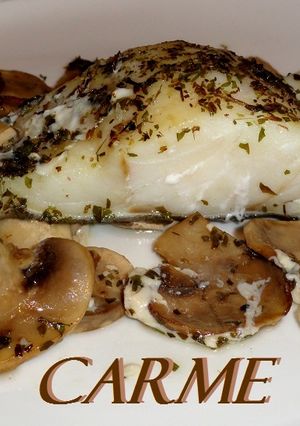 Una foto de Bacalao y champiñones en papillotte
