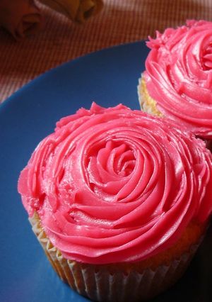 Una foto de Cupcakes copetes de rosa
