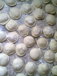 Una foto de Sorrentinos de ricota y jamón
