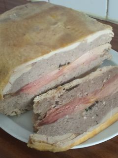 Una foto de Fiambre de pollo trufado