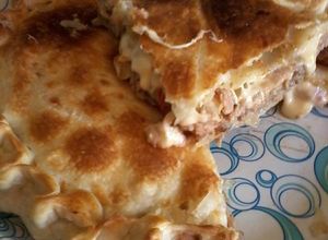 Una foto de Tarta de atún, morrón y huevo