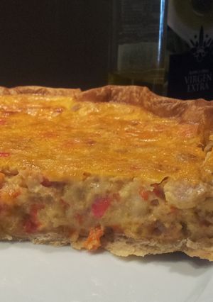 Una foto de Quiche de atún con pimientos rojos
