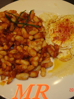 Una foto de Huevos fritos con pimenton de la vera