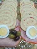 Pionono arrollado con crema de atún