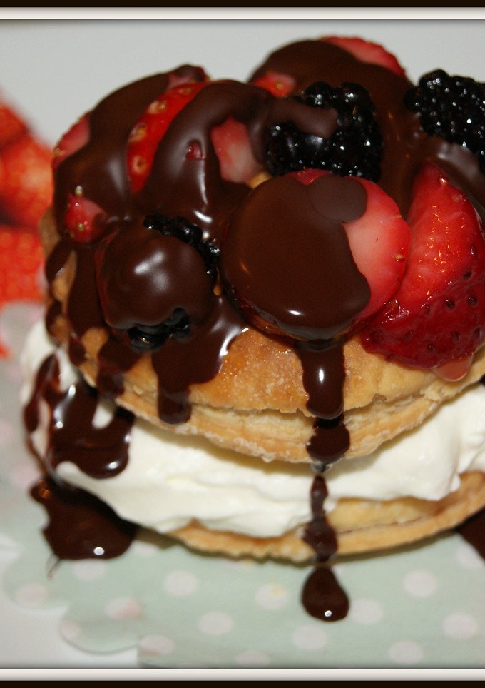 Una foto de Milhojas de San Valentín (sin gluten y sin lactosa)