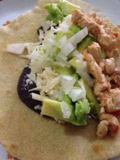 Una foto de Burritos con tortillas mexicanas caseras